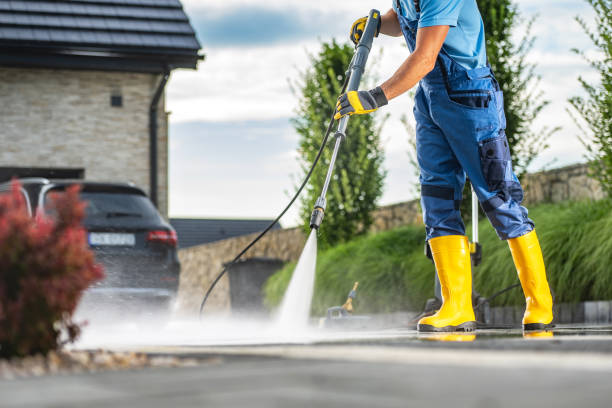 Best Parking Lot and Garage Cleaning  in Browns Point, WA